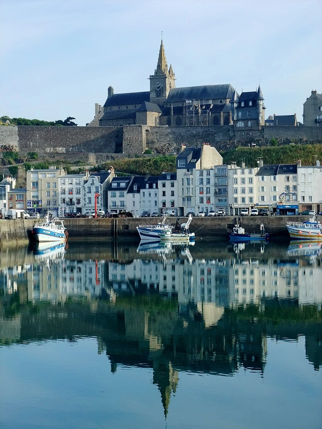 Création site internet à Granville – comparatif agences web